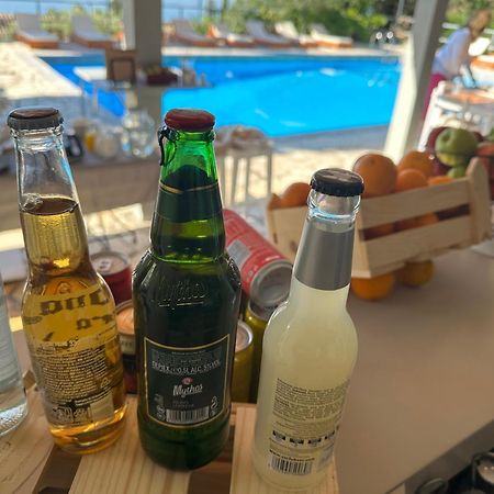 Hotel Odeon B&B Barbati Bagian luar foto