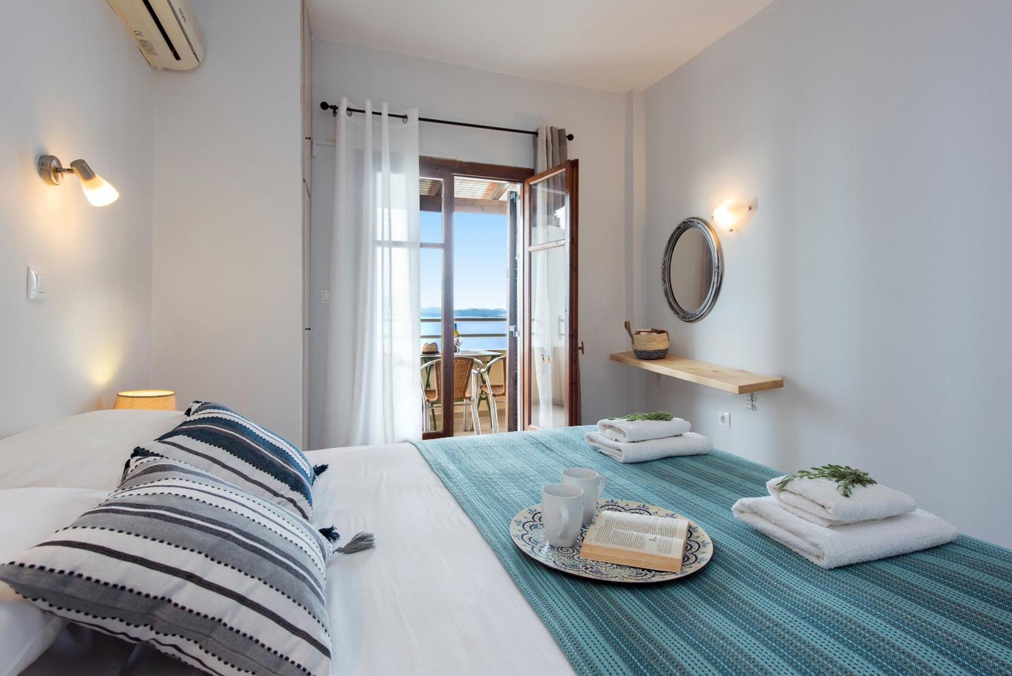 Hotel Odeon B&B Barbati Bagian luar foto