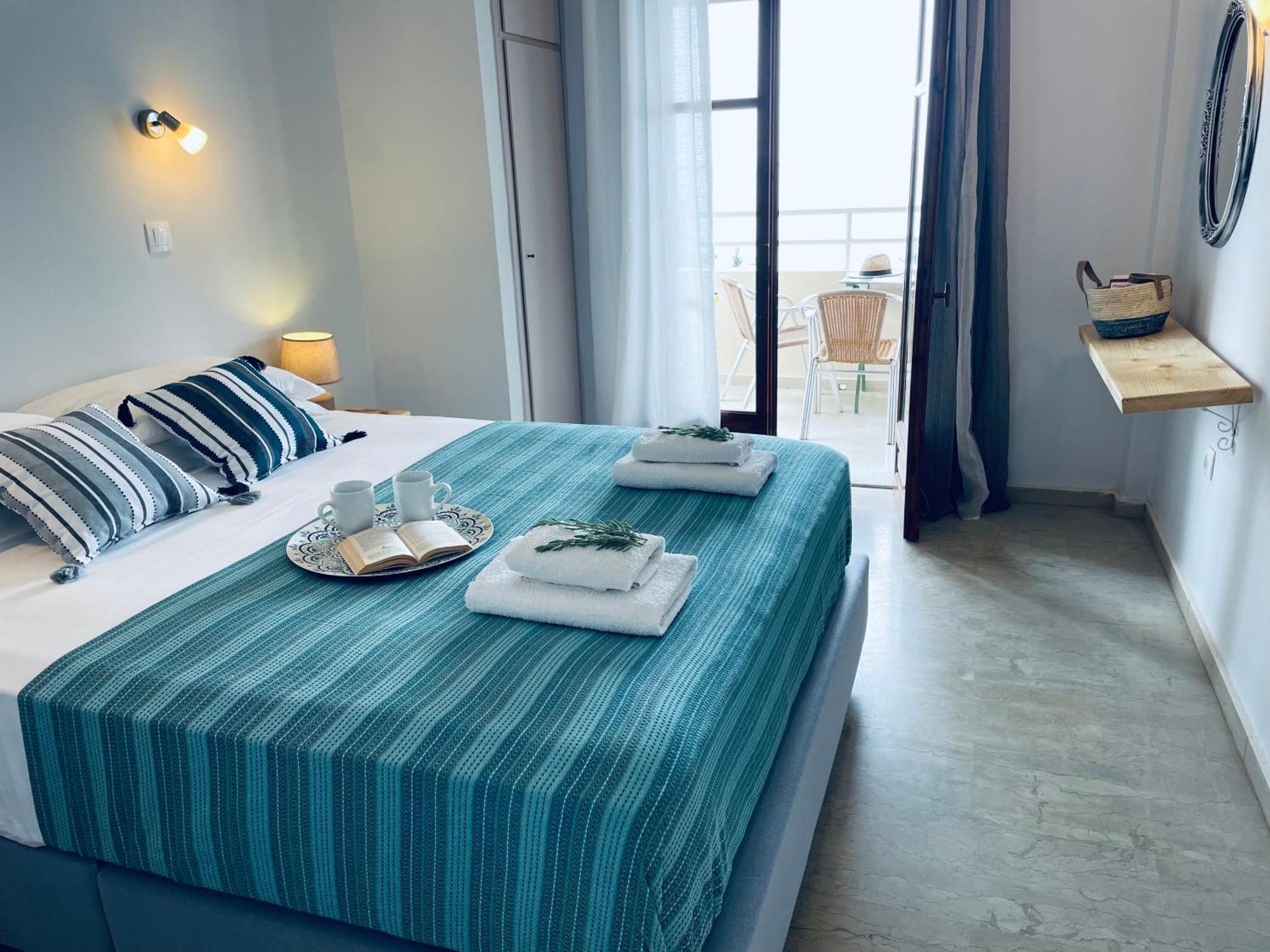 Hotel Odeon B&B Barbati Bagian luar foto