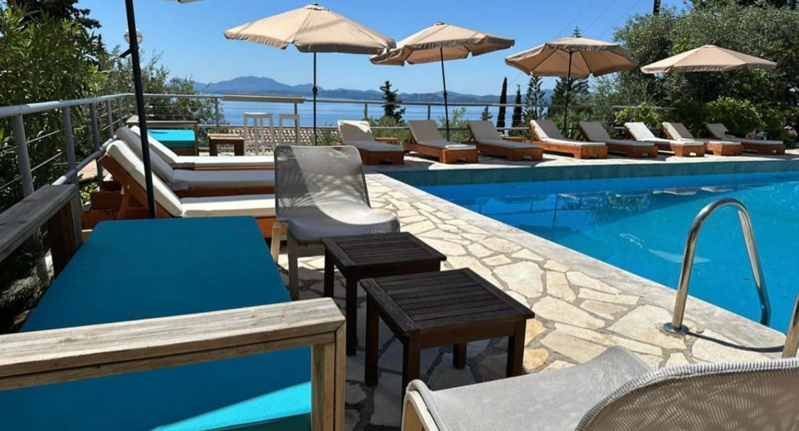 Hotel Odeon B&B Barbati Bagian luar foto