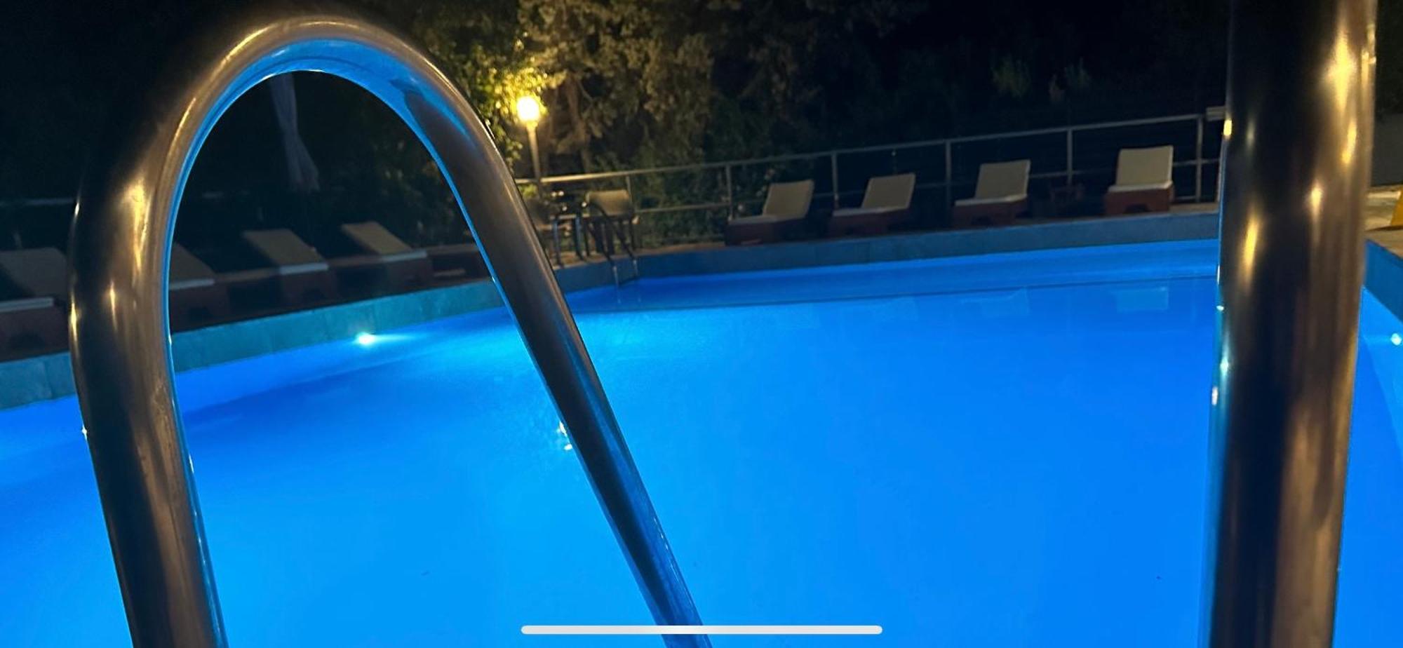 Hotel Odeon B&B Barbati Bagian luar foto